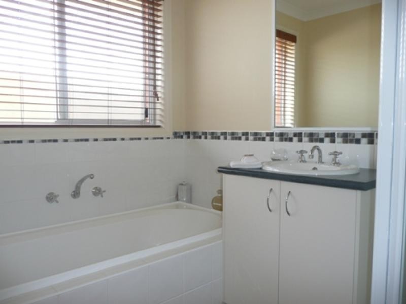 8 Morton Court, Moama NSW 2731