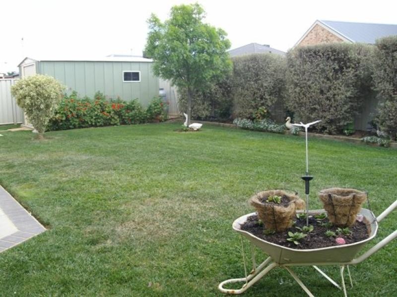 96 Shetland Drive, Moama NSW 2731