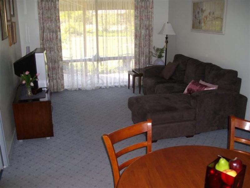 2 Charters Drive MOAMA, Echuca VIC 3564