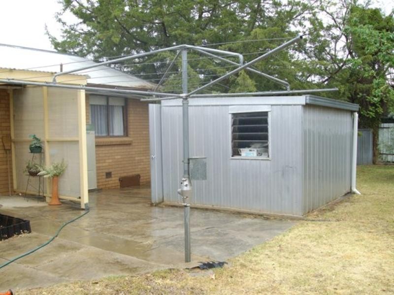 4 Simms Street, Moama NSW 2731