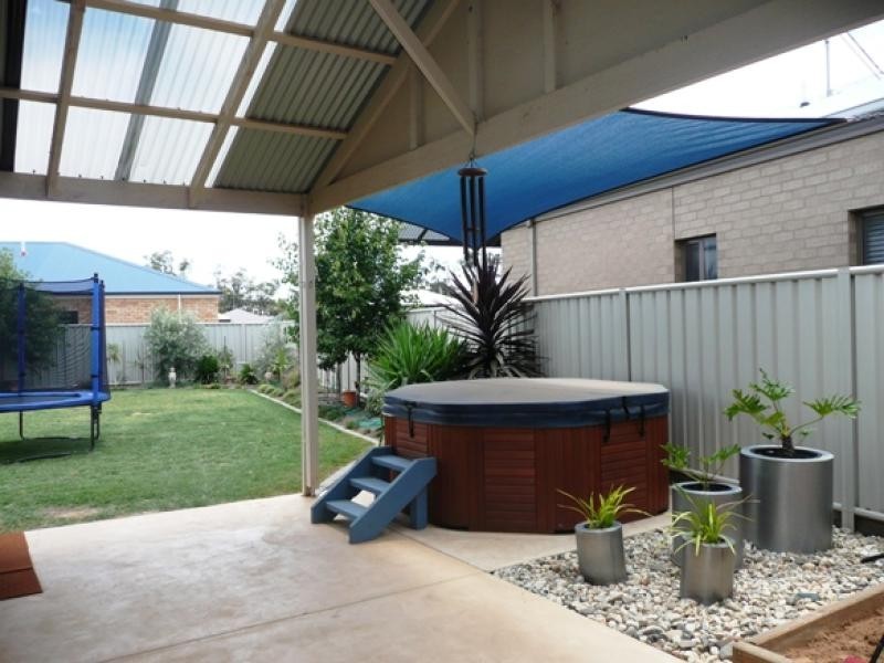 19 Forfar Drive, Moama NSW 2731