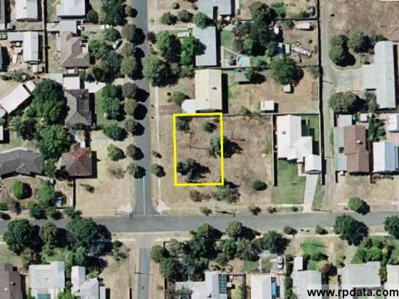 8 Moore Street, Echuca VIC 3564