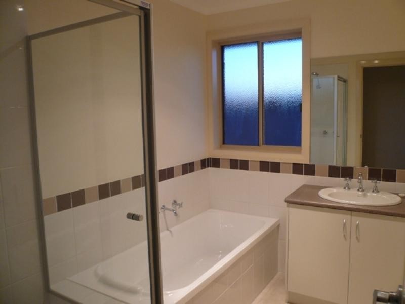 6 Dumfries Court, Moama NSW 2731