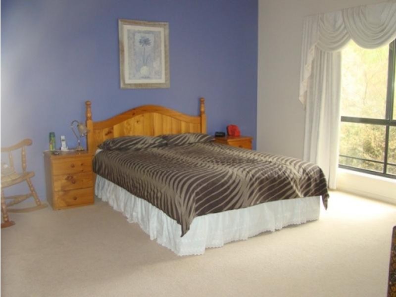 11 Cohen Street, Rochester VIC 3561