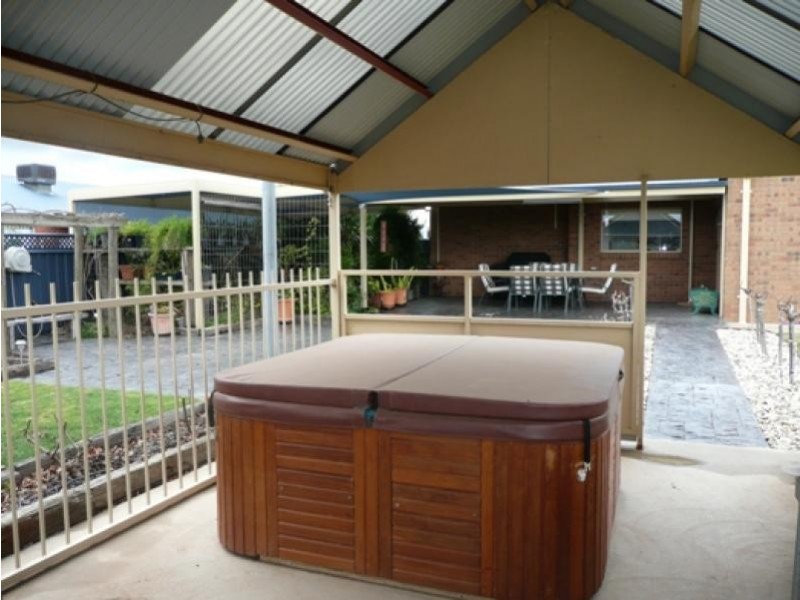 46 Brecon Court, Echuca VIC 3564