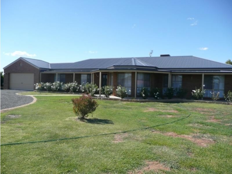 46 Brecon Court, Echuca VIC 3564