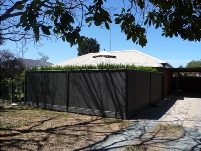 Unit 1, 118 Haverfield Street, Echuca VIC 3564