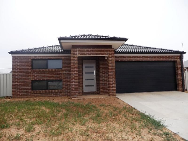 70 Shetland Drive, Moama NSW 2731