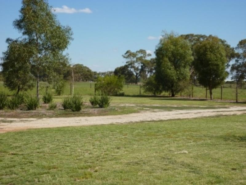 216 TANDARRA LANE, Moama NSW 2731