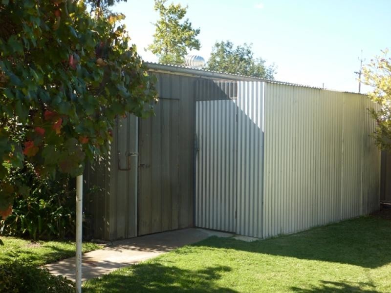17 Popplewell Street, Moama, Echuca VIC 3564