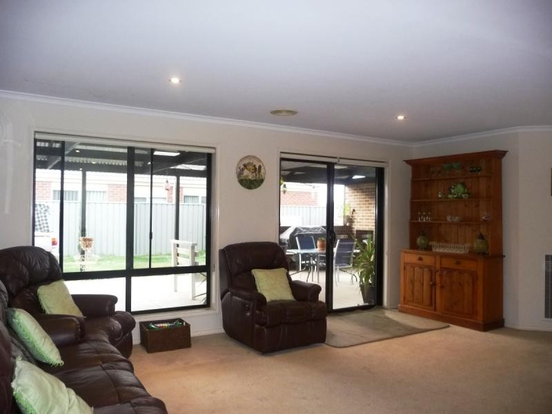 16 Elm Street, Echuca VIC 3564