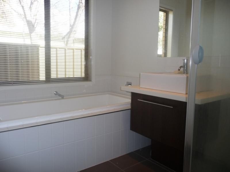 Unit 1/37 Haverfield, Echuca VIC 3564