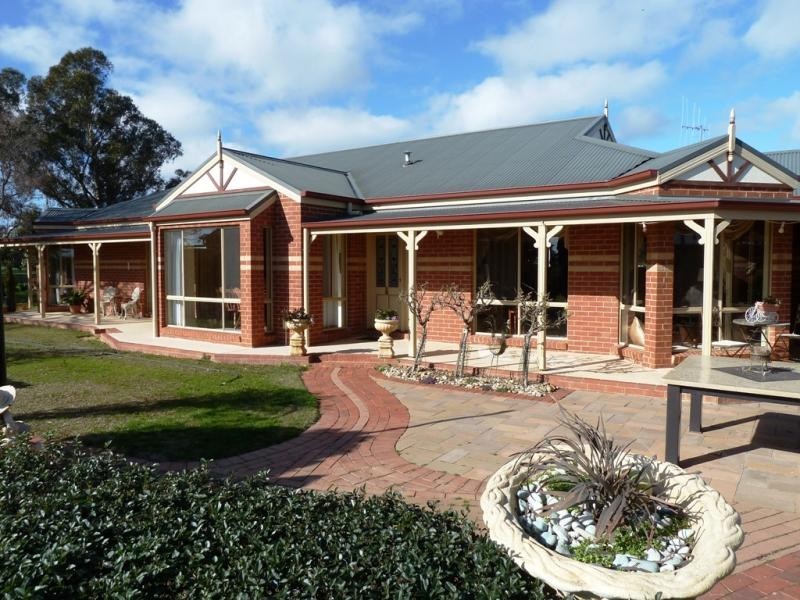 1295 Mitiamo Road, Echuca VIC 3564