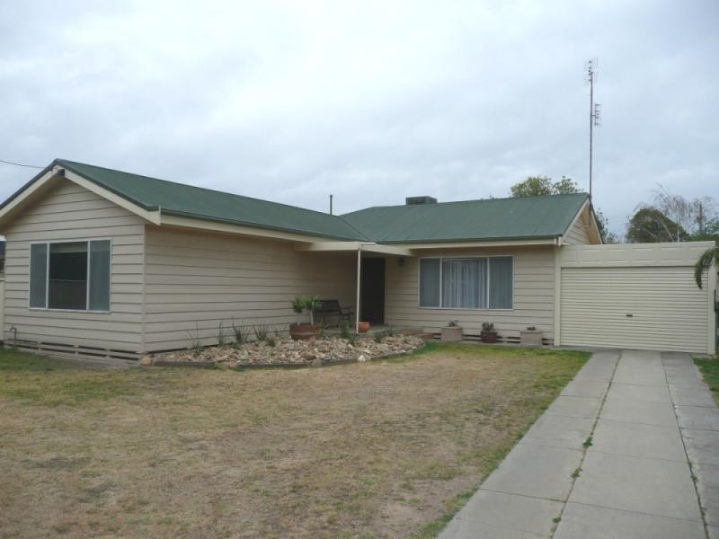 54 Simmie Street, Echuca VIC 3564