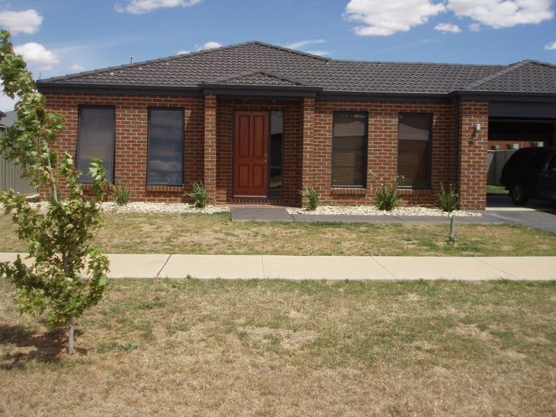 26 WESTWOOD PLACE, Echuca VIC 3564