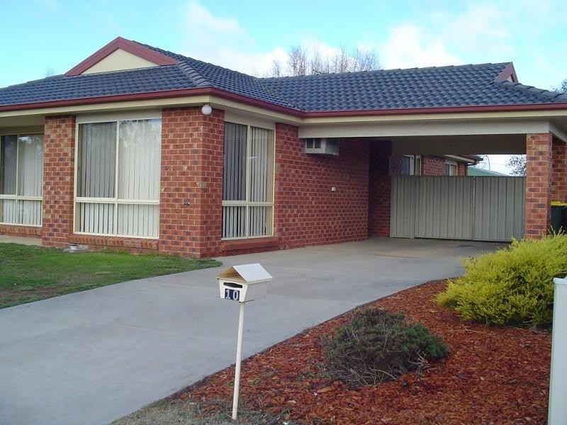 10 CALLANDER COURT, Echuca VIC 3564