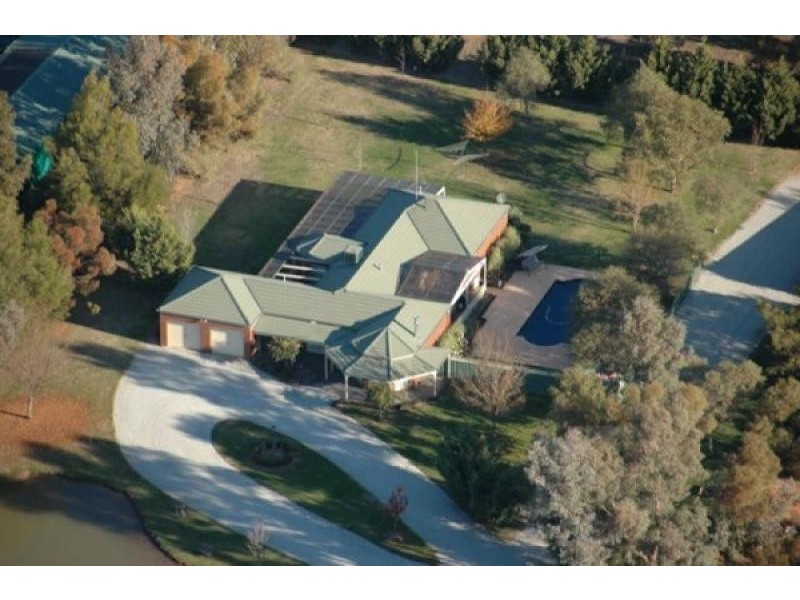 18 KILKERRIN DRIVE, Moama NSW 2731