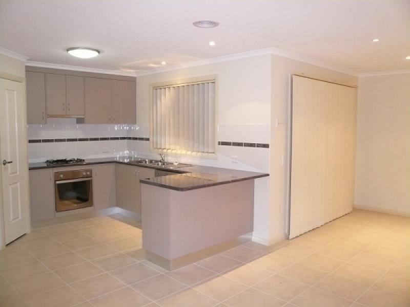 6 DUMFRIES COURT, Moama NSW 2731