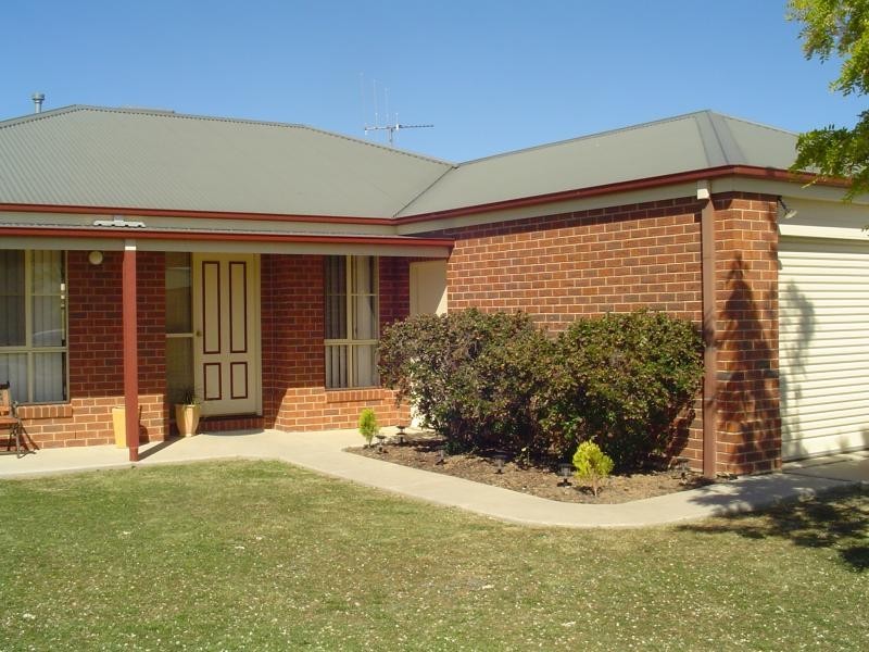 14 QUINN COURT, Echuca VIC 3564