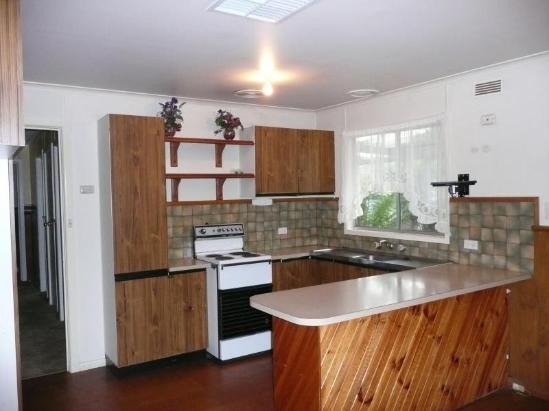 24 SNOWDEN STREET, Echuca VIC 3564