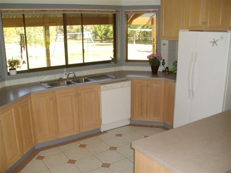 2 CHARTERS DRIVE MOAMA, Echuca VIC 3564