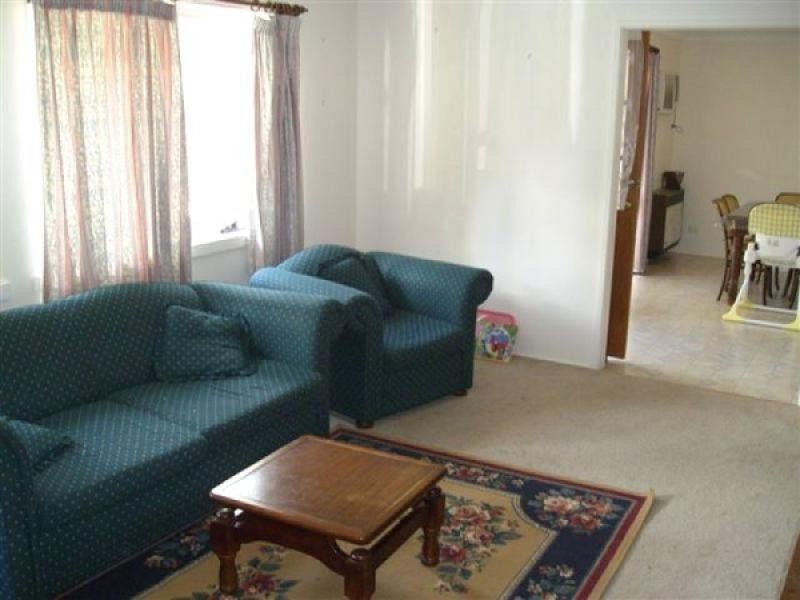 30 MICHIE STREET, Elmore VIC 3558