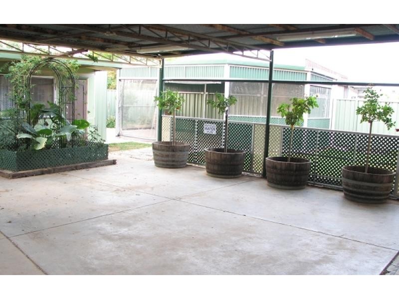 260 OGILVIE AVENUE, Echuca VIC 3564