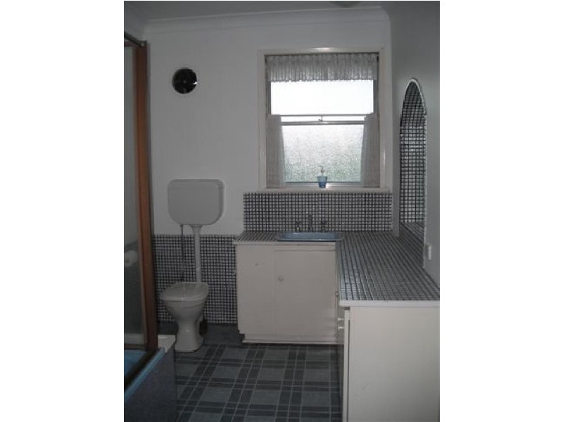 260 OGILVIE AVENUE, Echuca VIC 3564