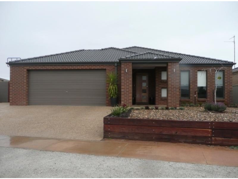 4 FORFAR DRIVE, Moama NSW 2731