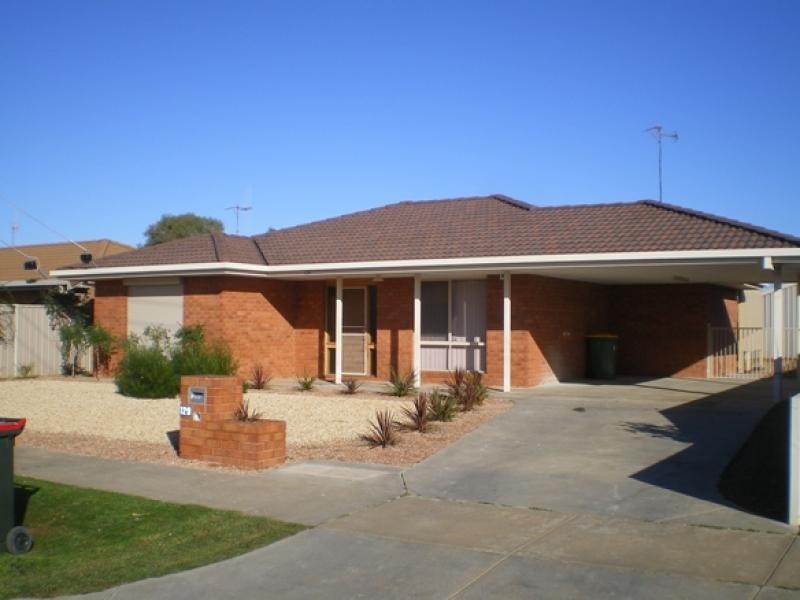 129 CROSSEN STREET, Echuca VIC 3564