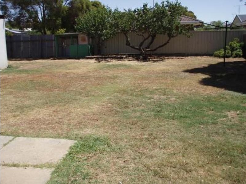 70 EYRE STREET, Echuca VIC 3564