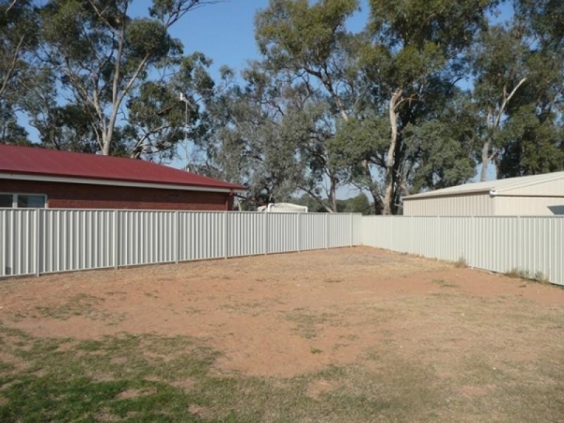 8 MORTON COURT, Moama NSW 2731