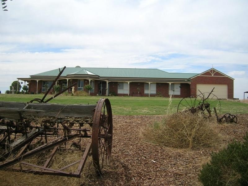 1045 Barmah Road, Moama NSW 2731