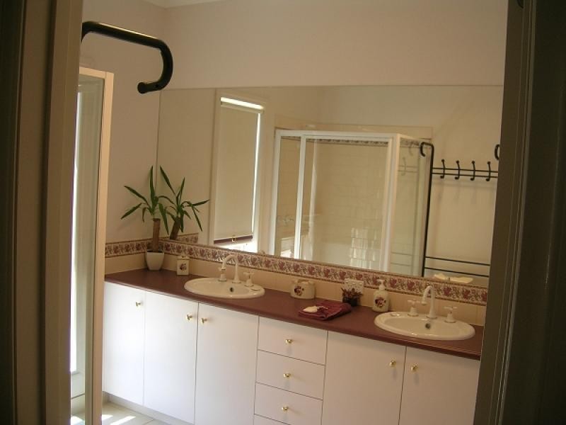 1045 Barmah Road, Moama NSW 2731