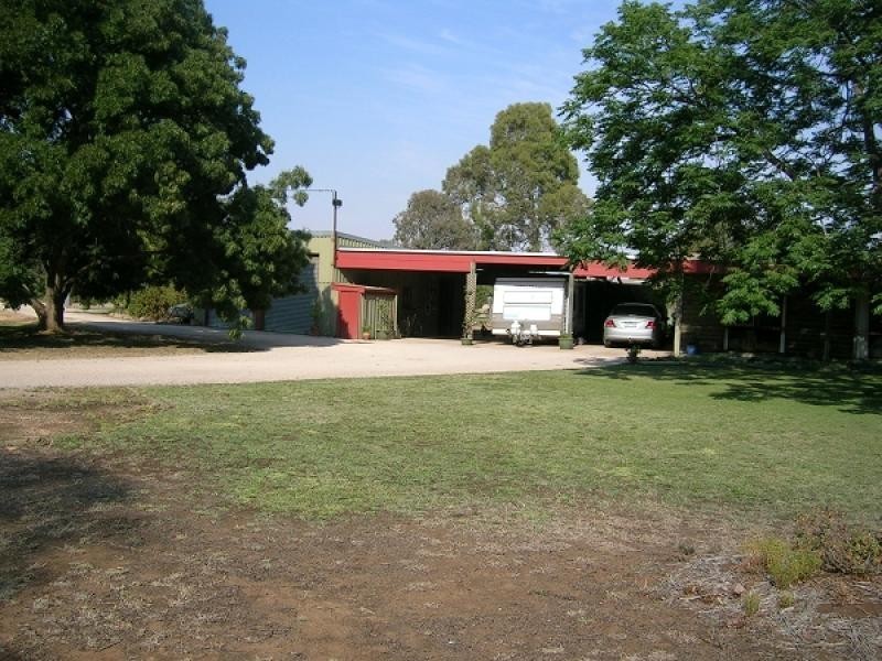 100 Pianta Road, Echuca VIC 3564