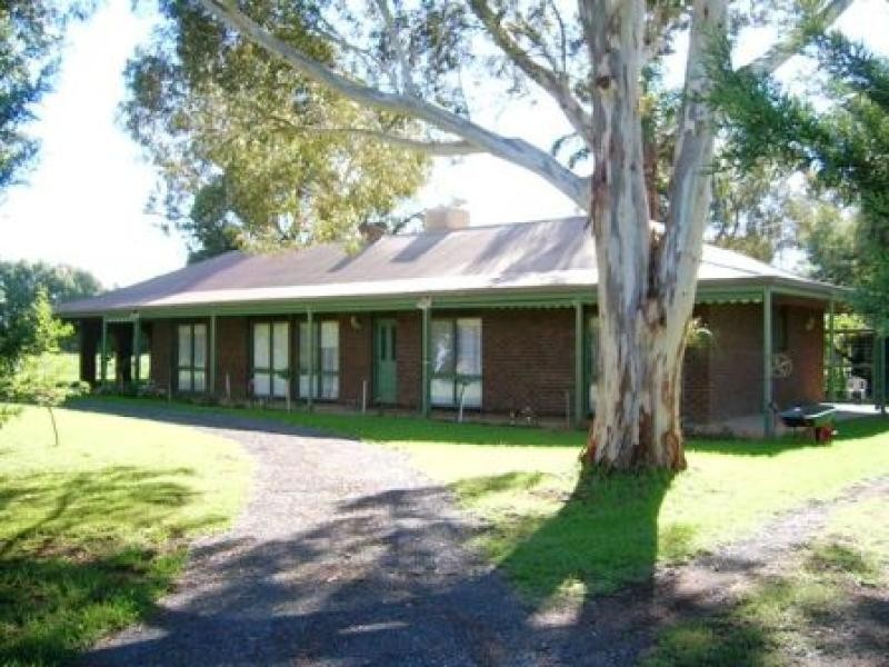 29 Mew Lane, Bamawm VIC 3561