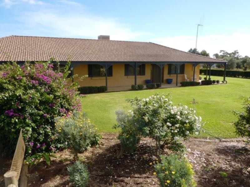 231 Farley Road, Echuca VIC 3564