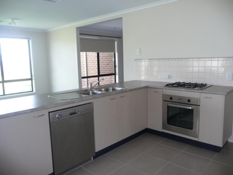 33 Sunset Avenue, Echuca VIC 3564