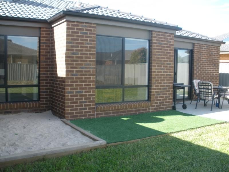 33 Sunset Avenue, Echuca VIC 3564