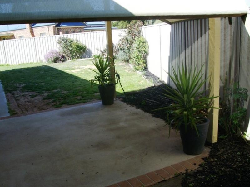 12a Winnima Avenue, Moama NSW 2731