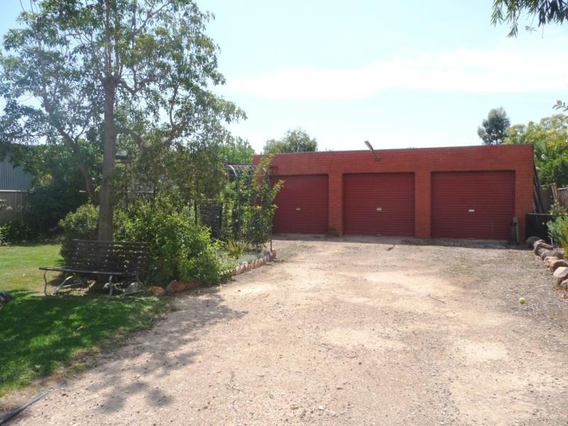62 Crossen Street, Echuca VIC 3564