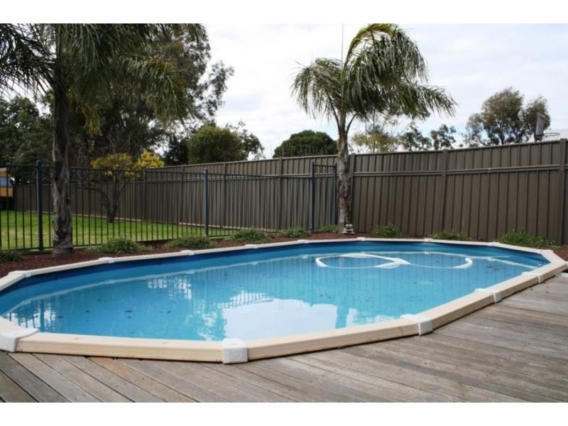 78 Dudley Street, Rochester VIC 3561