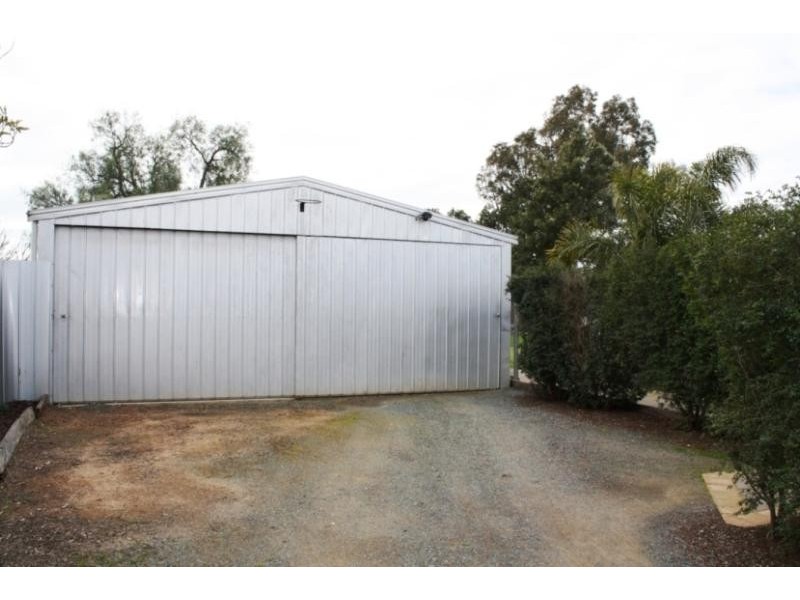 78 Dudley Street, Rochester VIC 3561