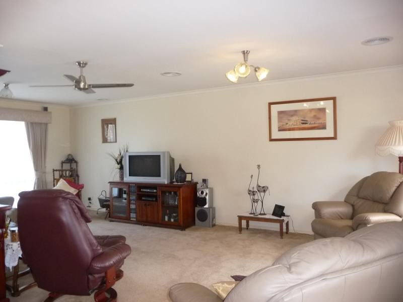 4 Tasman Court, Echuca VIC 3564