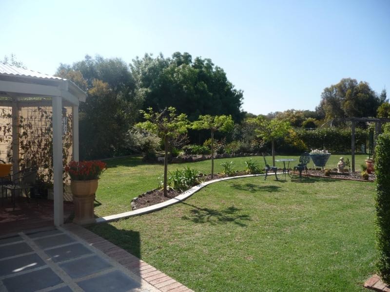 4 Tasman Court, Echuca VIC 3564