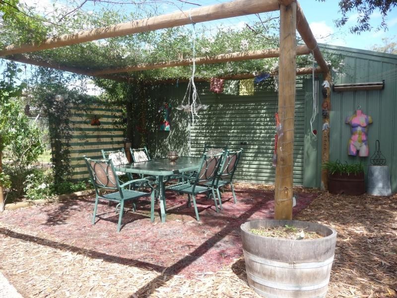 25 Moama Street, Echuca VIC 3564