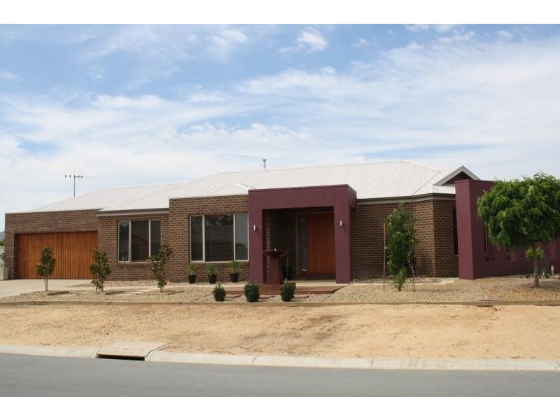 12 Lomond Court, Moama NSW 2731