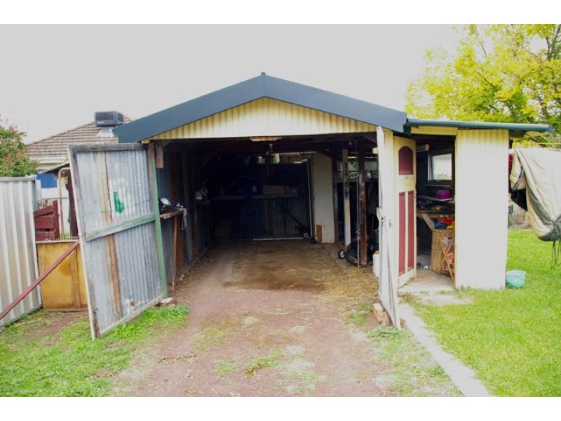 31 Weir Street, Euroa VIC 3666