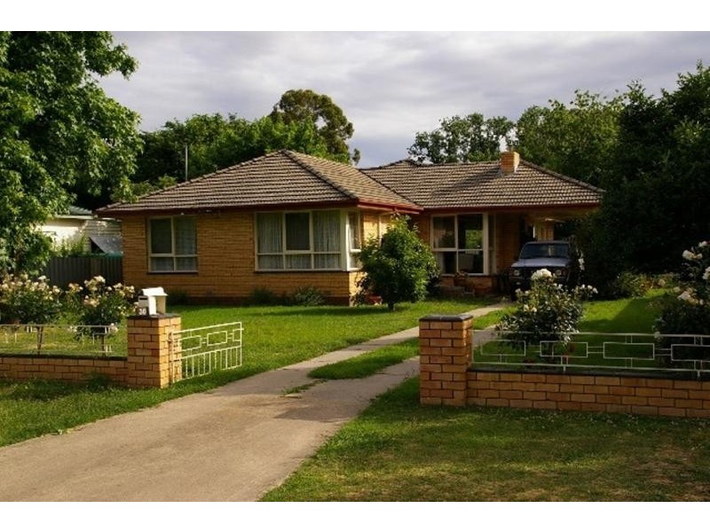 30 Templeton street, Euroa VIC 3666