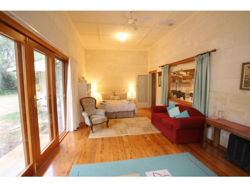 392 Warrenbayne west road, Violet Town VIC 3669